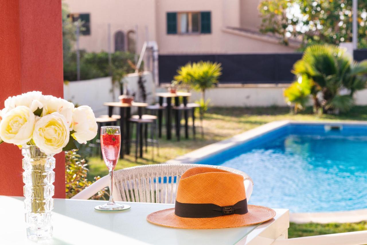 Red House Bed & Breakfast Llucmajor  Luaran gambar