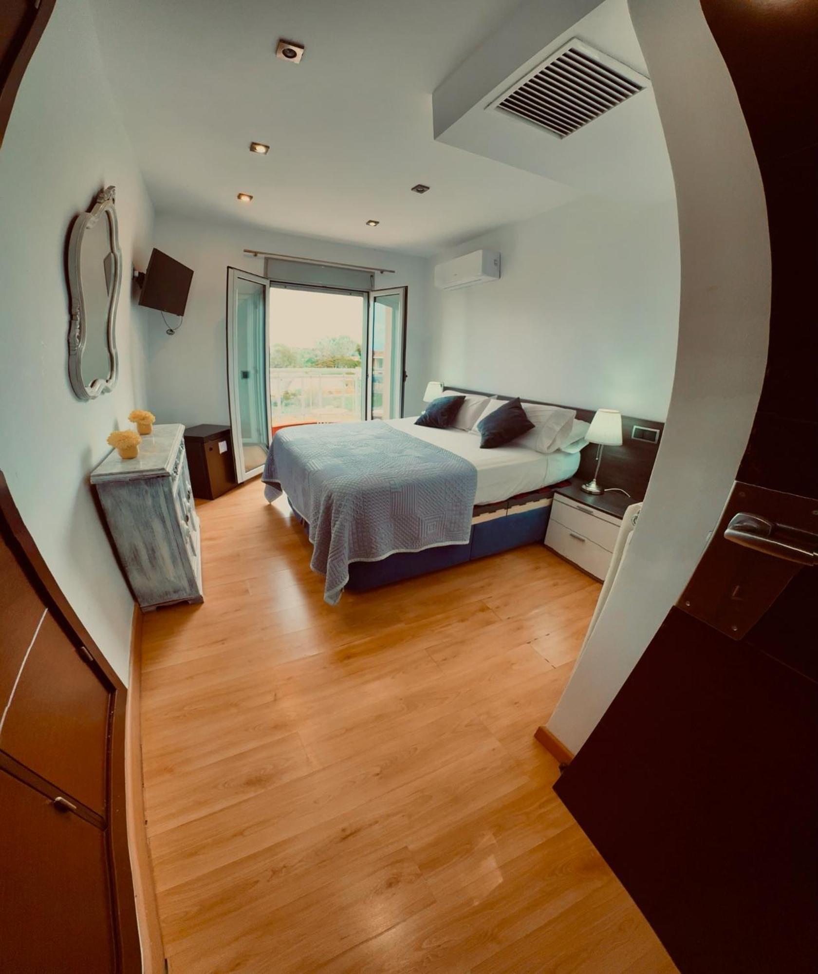 Red House Bed & Breakfast Llucmajor  Luaran gambar