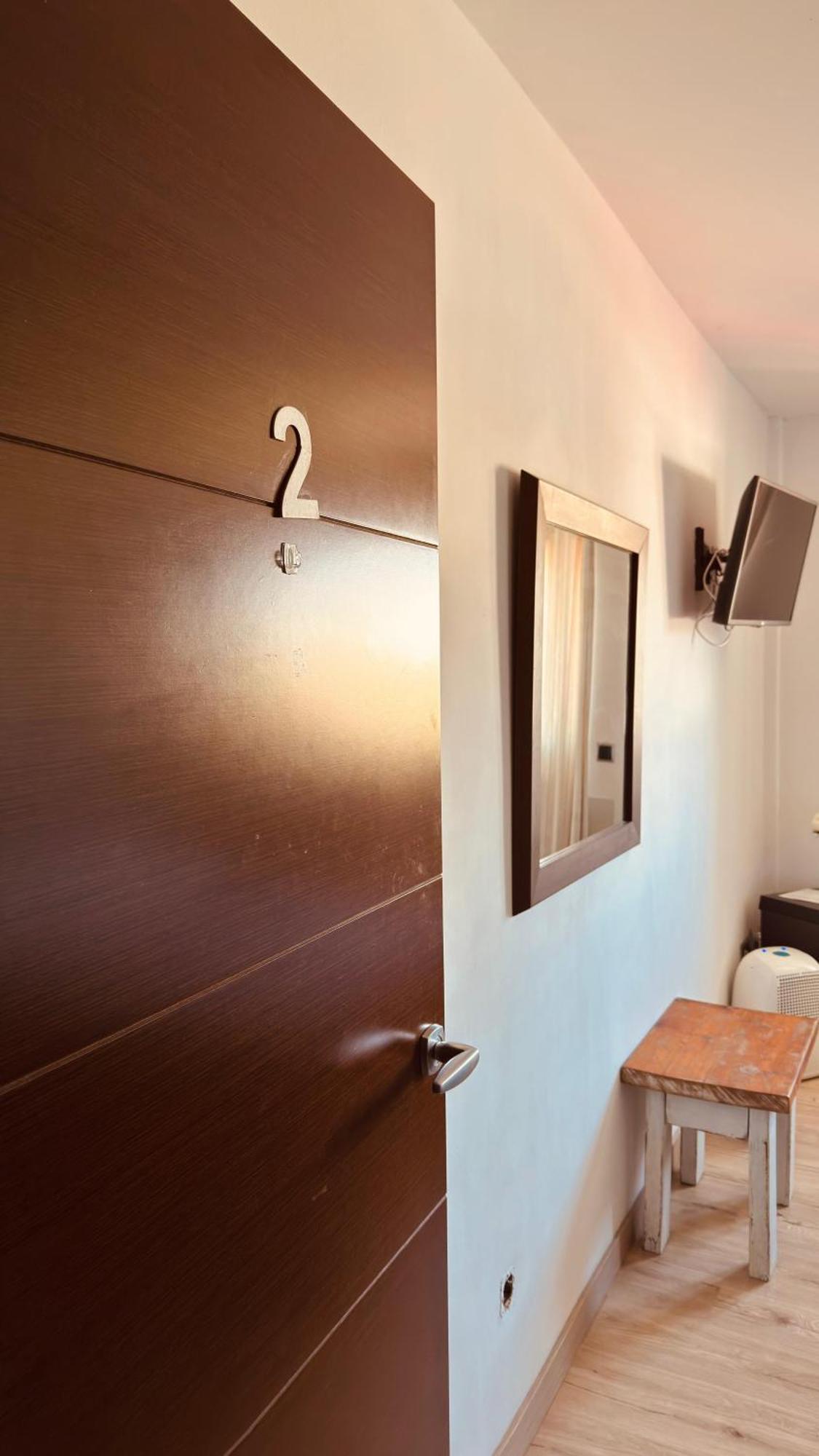 Red House Bed & Breakfast Llucmajor  Bilik gambar